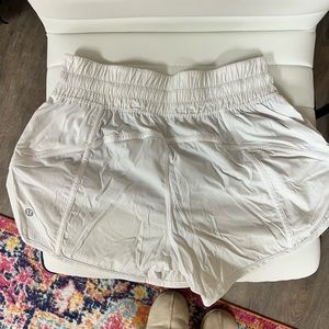 Lulu Lemon Hotty Hot Shorts